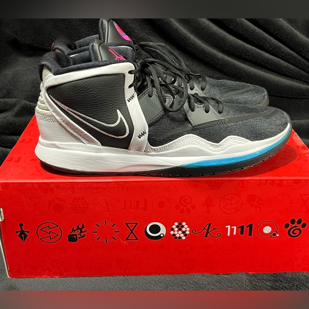 Nike Kyrie Irving Infinity Black and White Sneakers with Blue and Pink Accents